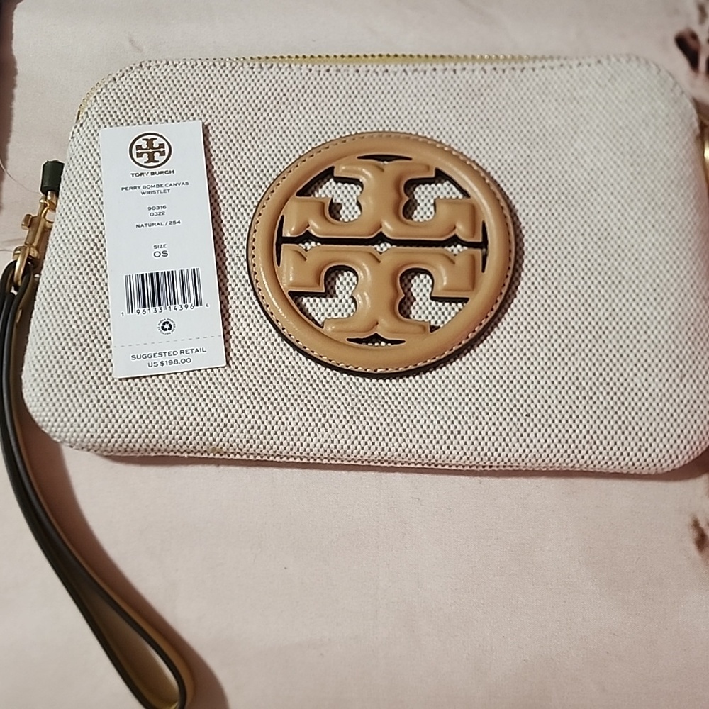 Wristlet